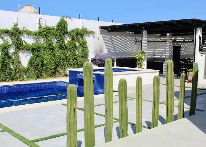 4 Bedroom In An Amazing Location In Downtown