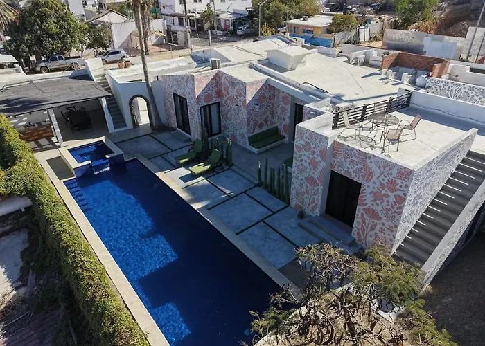 4 Bedroom In An Amazing Location In Downtown Сasa de vacaciones Cabo San Lucas