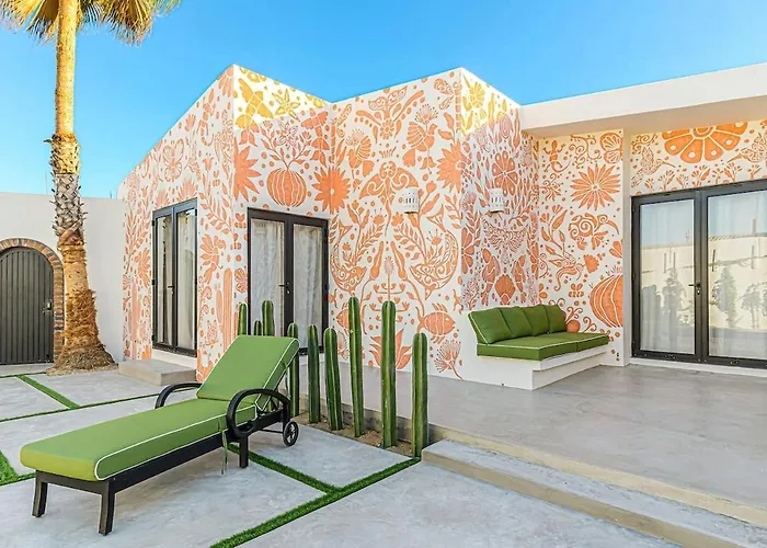 4 Bedroom In An Amazing Location In Downtown Сasa de vacaciones Cabo San Lucas