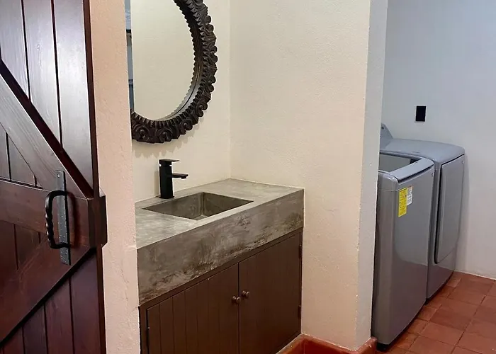 Сasa de vacaciones 4 Bedroom In An Amazing Location In Downtown