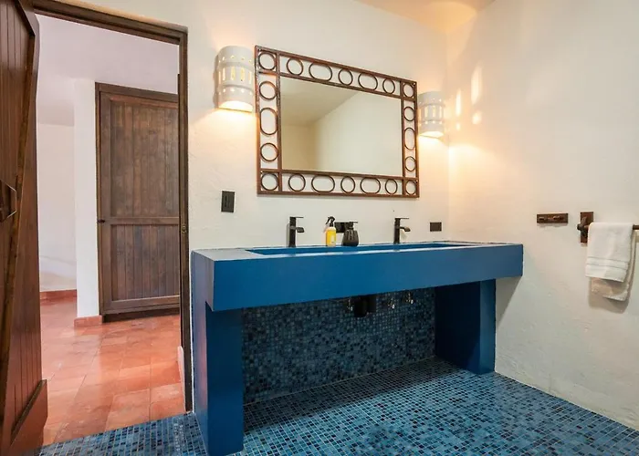 Сasa de vacaciones 4 Bedroom In An Amazing Location In Downtown Cabo San Lucas