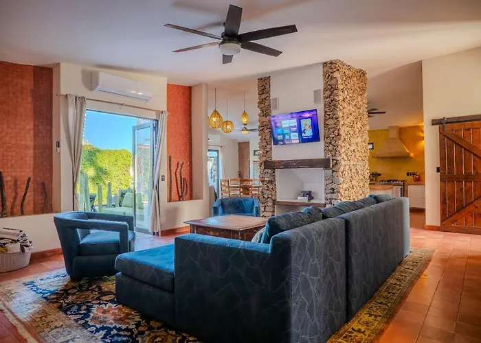 Сasa de vacaciones 4 Bedroom In An Amazing Location In Downtown *